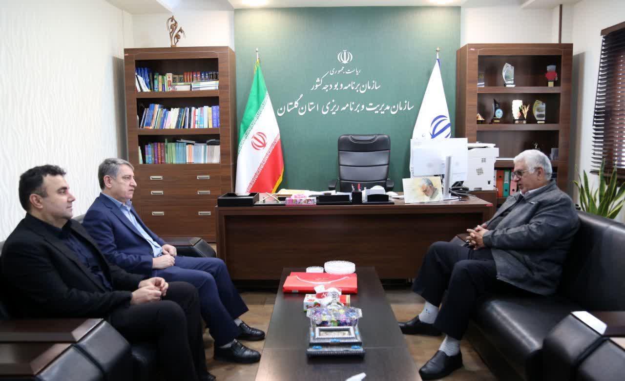 نشست و هم اندیشی مدیر صندوق استان با روسای کانون ها و مشاور استاندار